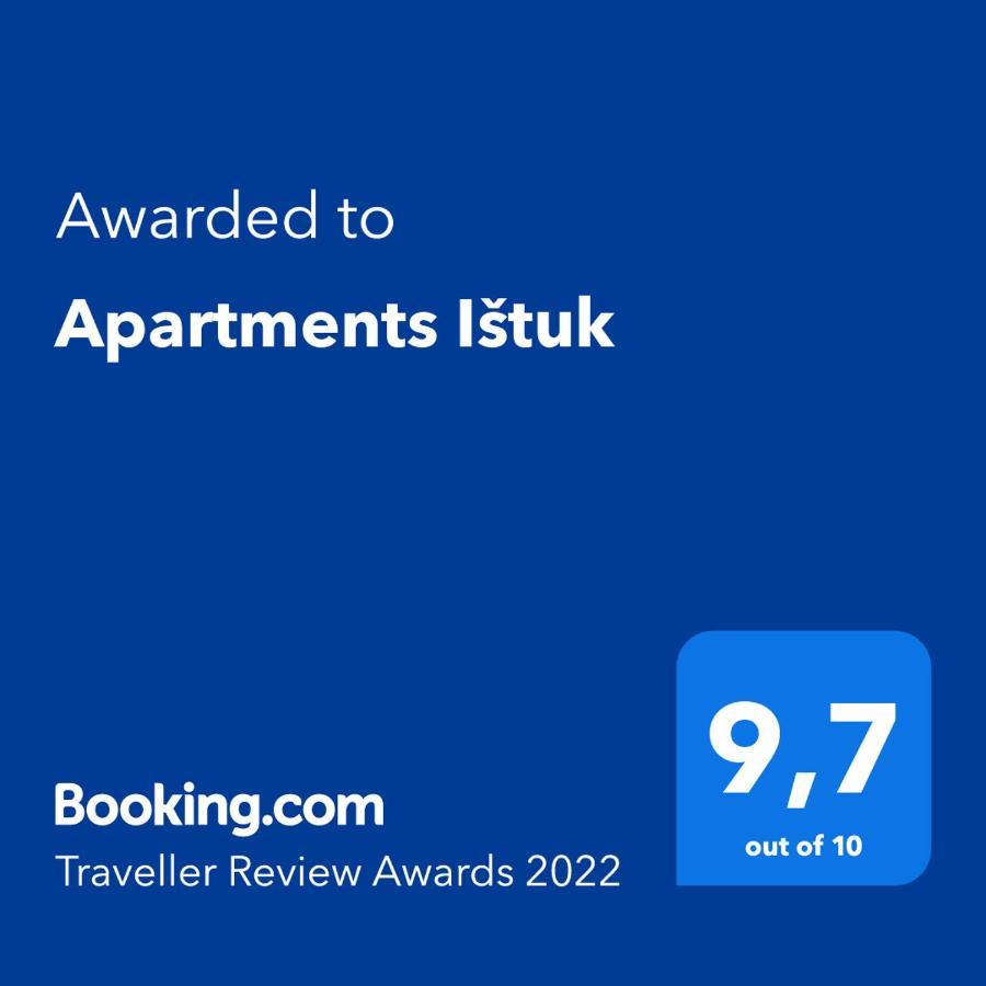 Apartments Istuk Vir Eksteriør bilde