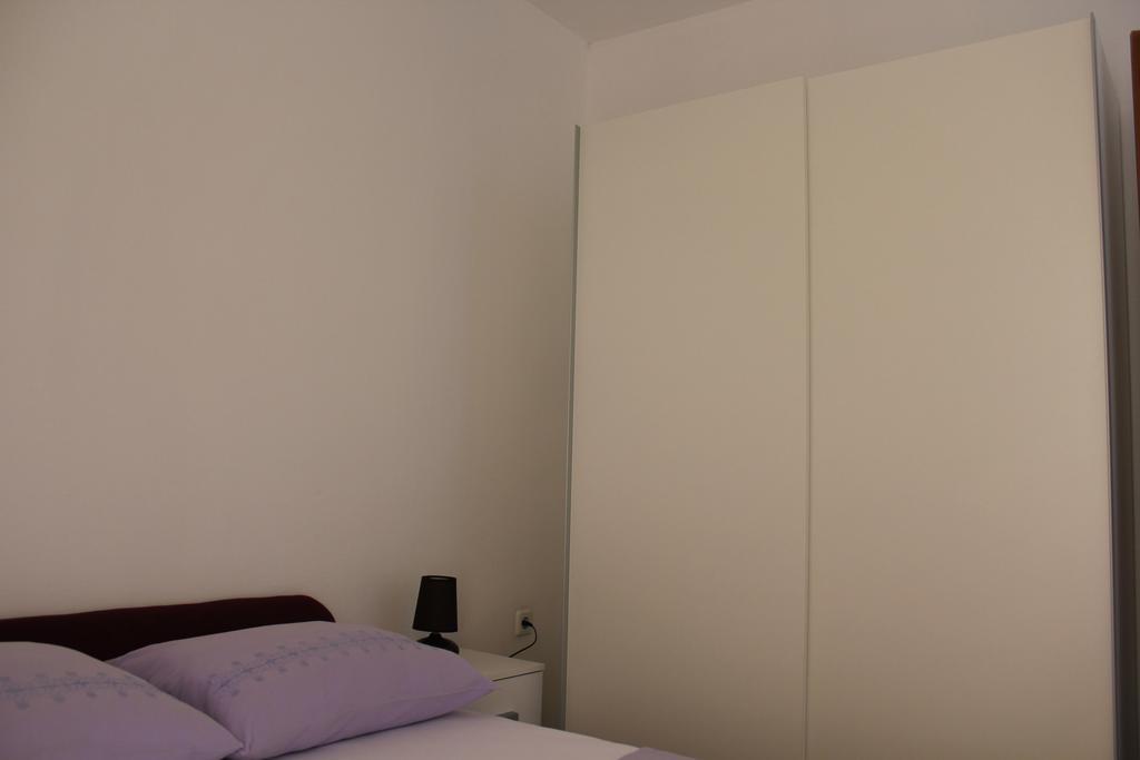 Apartments Istuk Vir Rom bilde
