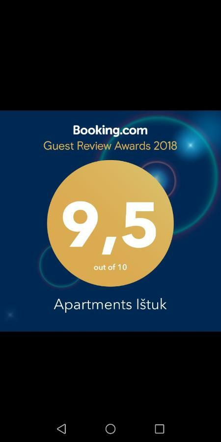 Apartments Istuk Vir Eksteriør bilde